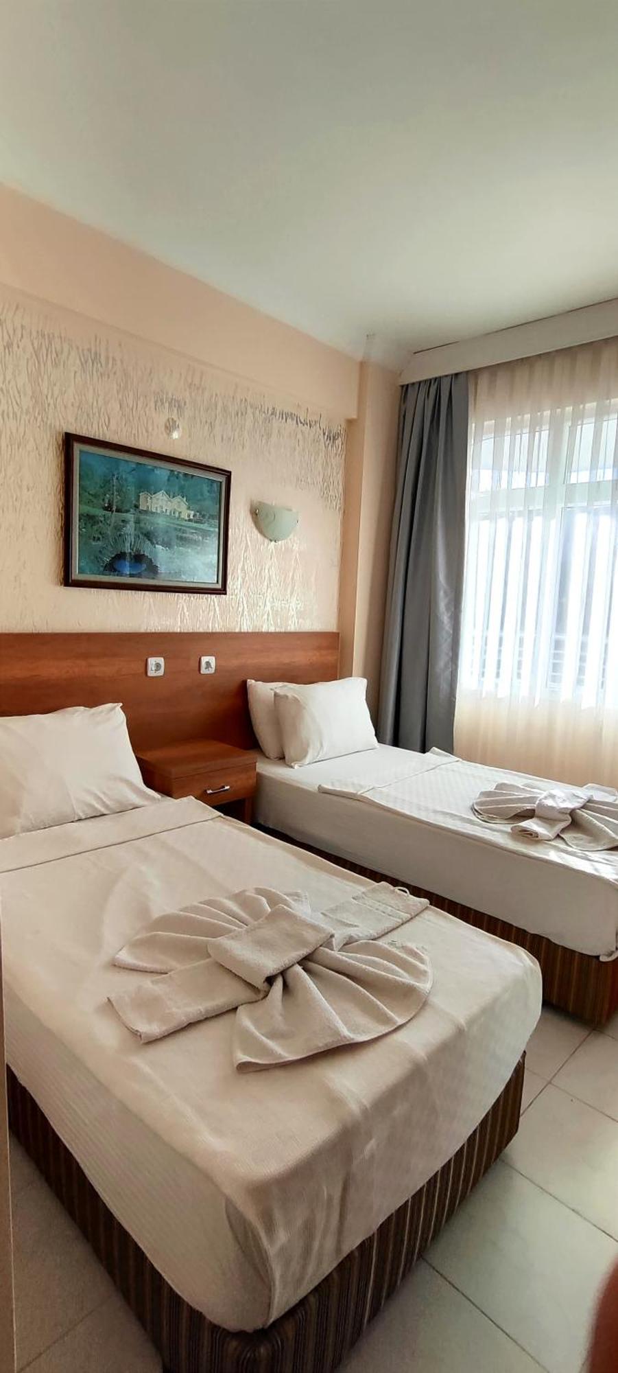 Dilhan Hotel مرمريس المظهر الخارجي الصورة