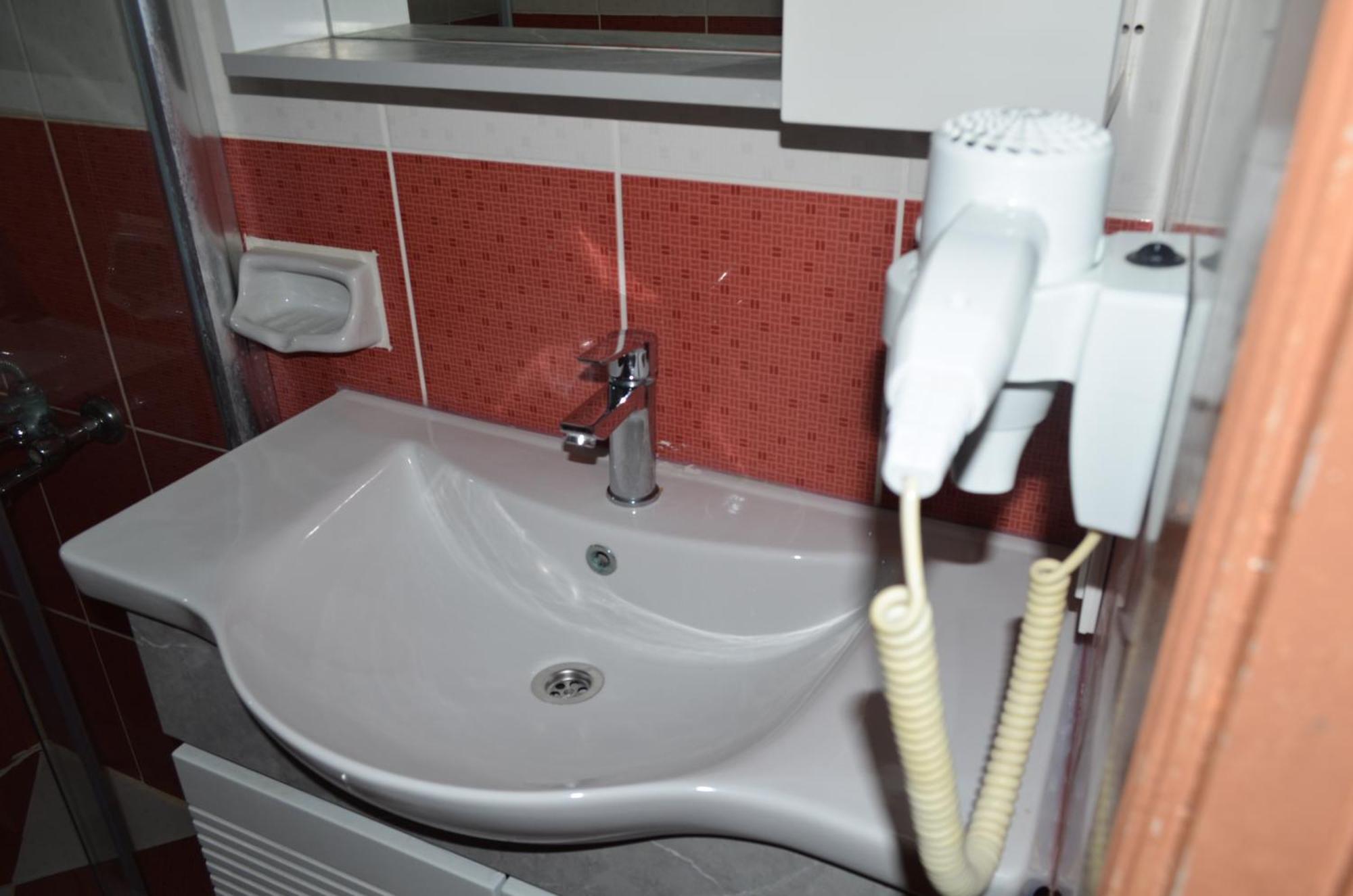 Dilhan Hotel مرمريس المظهر الخارجي الصورة