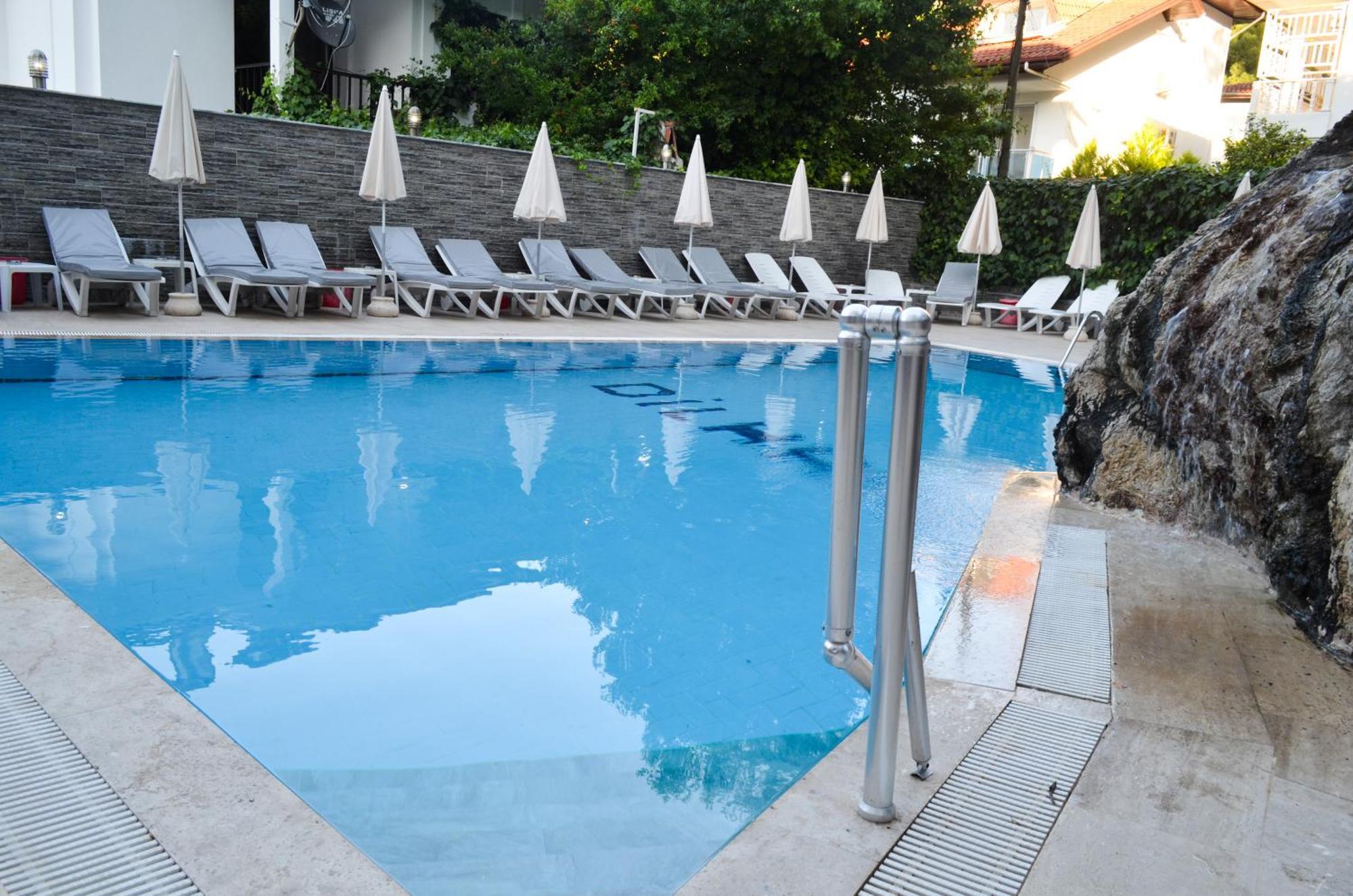 Dilhan Hotel مرمريس المظهر الخارجي الصورة